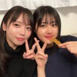 Nanoka Hara Instagram - 泥濘の食卓第5話今夜！ 遂に…ちふゆ、狂気の大暴走劇が始まります。 お見逃し無くっ！！😈 写真は、深愛さんとプライベートで遊んだ時の！！ 手に持っているのは干し芋です。笑 ピースも交差してて良い写真！