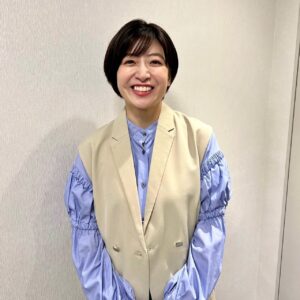 Nao Minamisawa Instagram - あなたにとって「サボり」とは？
ということで、「サボリスト〜あの人のサボり方〜」にてインタビューしていただきました。

文章を書くこと、落語のこと、そしてサボり方。
たくさん話させてもらいました。

テレ朝動画「logirl」にて配信中です✍️
ぜひチェックしてみてください！

衣装
ブラウス @lanvin_en_bleu_womens 
ブーツ @charleskeith_jp #チャールズアンドキース