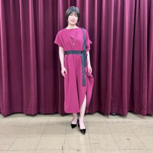 Nao Minamisawa Instagram - 出身小学校の創立150周年の式典に参加させていただきました。
おめでとうございます！

さまざまな思い出が蘇りました…✨

衣装
ドレス @wacca_official @dressunreve 
ネックレス @la_chiave_jewelry 
靴 @charleskeith_jp