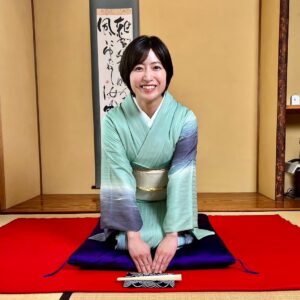 Nao Minamisawa Instagram - 新年明けましておめでとうございます🎍

去年は、本を出すという自分の夢をひとつ叶えることができました。
今年も自分の目標や夢に向かって、自分なりに進んでいきたいと思っています！
どうぞ、よろしくお願いします。