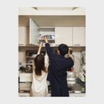 Nao Instagram - . この後ろ姿… お分かりいただけただろうか…🫢 . #新名家からのアンサーフォト #吉野家潜入 #あなたがしてくれなくても
