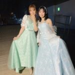 Nao Toyama Instagram - 📅１月の思い出📅 その① グランブルーファンタジーのイベント２日間、司会進行させていただきました！ ライブパートではこんなに素敵なドレスを……！！！ ひえええ！😭😭 これを着ることによって緊張が加速しそう（笑）　 でもとっても嬉しかったです✨ ピアノ伴奏のみでのバラード歌唱もあり滅多にない経験をさせていただきました！ グラブルはほんと音楽もいいのですよ…………。 バタバタでしたが、加藤英美里さんと米澤円さんとお写真撮れた……(〃´ω`〃)💕 「このエメラルドグリーンは英美里さんのためにありますねッッ(　ﾟﾛﾟ)！！！」 とご本人に熱弁するほど似合ってらっしゃいましたし、 米澤さんのドレスもネイビーでシックながらも、照明にあたるとキッラキラでほんと輝いていらっしゃいました……✨ ベテラン騎空士さんはもちろんのこと、新しい騎空士さんも一緒に、 これからも楽しくグラブッていけますようにっ！