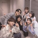 Nao Toyama Instagram - AnimeJapan2024 ありがとうございました！！ これからが楽しみになるアニメ情報が盛り沢山でしたね！！ 賑やかなこのお祭りの雰囲気が私は大好きです！ バックヤードでも色々な方と会えて楽しかったな💮 この日の衣装はワンポーズでしたが、 実はステージにあわせてイヤリングを変えていました！ 河森正治さんステージ→緑 SHY→白 合コンに行ったら女がいなかった話→黄 ゆるキャン△→青 どのステージも聞きたいこと話したいことがたくさんであっという間でした……！ 明日はラジオもあるので、 そこでもいろいろお話ししていますのでぜひ🌟 これからも頑張るぞ～～！☺️ #AJ2024 #合コンアニメ #SHY_hero #ゆるキャン