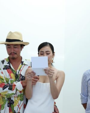 Naomi Lorraine Frank Instagram - .
.
たくさんの笑顔と涙が溢れた
@shidamizuki の最高な結婚式🕊🤍

素敵な美月ちゃんと素敵な旦那様の
お友達達もみんな素敵で、

全空間にハッピーが溢れておりました…🤍

いつも綺麗だけど、
この日は本当に本当に綺麗すぎたよ🥺🤍

美月ちゃん、りゅうちゃんさん、
本当におめでとう🤍

📸　@kaikiyamanaka 
.
.
#happywedding #結婚式#おめでとう#早くみんなでお出かけしたいな#全データの写真から#お気に入りチョイス#涙綺麗すぎ#泣くこと無いよって言われたけど#良くんとばっちり泣きました笑