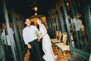 Naomi Lorraine Frank Instagram - .
.
先日は私達夫婦の結婚1周年記念日でした🕊

良くんと同じように今年は
色んな人の愛を感じる年でした。

これからも2人だけでなく、
みんなで笑って笑顔溢れる日々を
築いていこうね☺️❣️
.
.
#thefrankfamily #frankfamily#フランク家#フランク家結婚式 #結婚記念日#anniversary #1yearanniversary