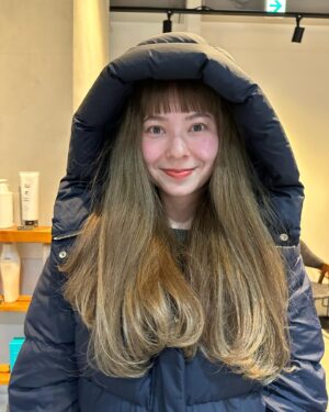 Naomi Lorraine Frank Instagram - .
.
オン眉復活💇‍♀️
カラーもめちゃくちゃいい🥺🫶🏻🫶🏻

@unami_kinu さんいつもありがとうございます🤍
.
.
#unami#アンアミ#unamikichijoji #アンアミ吉祥寺 #吉祥寺#オン眉