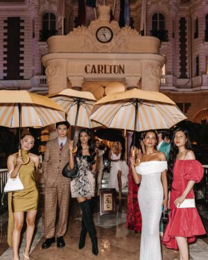 Naomi J. Ogawa Instagram - I call this my little olive 🫒 look! I had the most beautiful time in Cannes. Thank you so much for such a magical trip… 

 @IHGHotels
@CarltonCannes @condenasttraveller @itch_media 

Wearing:
Dress @ratandboa 
Bag @aspinaloflondon
Heels @stevemadden
