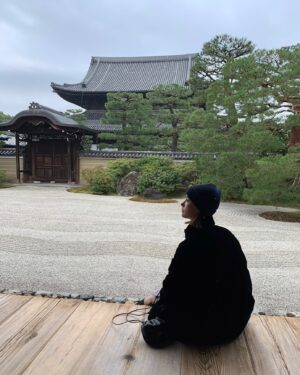 Naomi Trauden Instagram - 年末年始は実家でゆっくり過ごしたのさ。
ママとパパといろいろお散歩もしながらね。その時の。