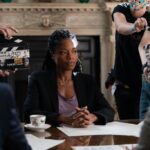 Naomie Harris Instagram - When I say I am an actor people tend to say “what an exciting profession to be part of!”, and it is! But, at times, it can also be an incredibly lonely profession as well. On a film set you are constantly surrounded by an average of 50-90 people at all times. However, when the word ‘Action’ is called, ultimately all eyes are on the actor or actors; and it’s up to us to inhabit characters we might be wildly different from; and to feel an array of emotions from heart wrenching grief to ecstatic joy and everything in between. The weight of expectation to deliver, the pressure to not let the team down, and to turn on emotions at the drop of a hat can feel phenomenally lonely. That’s why I’m supporting the @dcmsgovuk Better Health: Every Mind Matters loneliness campaign, because I know first hand that no matter how things might appear on the surface, inside someone can be hiding tremendous loneliness, and I want to encourage people to check on one another and make sure they're OK. For more information visit the Every Mind Matters – Loneliness webpage and understand how you can support yourself and others. #LonelinessLooksLike #EveryMindMatters