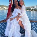 Naomie Harris Instagram - #ibiza2022 🙏🏾🙏🏾 @naseebs ❤️❤️ @jade.h_a Wearing @gulhurgel 🙏🏾 @ldncommunications