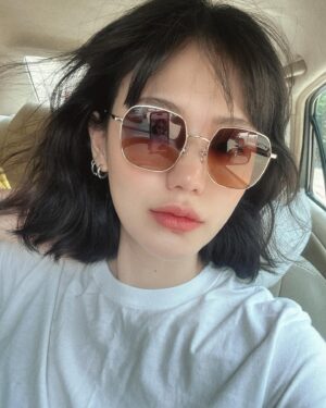 Napassanan Sirindasuphasiri Instagram - 😎😎
#glassiqxbinko 
#GQSkyDiaryCollection 
#Glassiq
#GQFilterlens