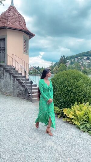 Narvini Dery Instagram - 