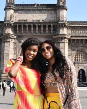 Nashaira Belisa Instagram - Two friends, one iconic landmark, making memories ❤️🇮🇳🇨🇼 

Its safe to say Maminash is having a blast 😎