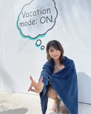 Nashiko Momotsuki Instagram - 🐬🏝🫧‪

#桃月なしこ #なしこたそ