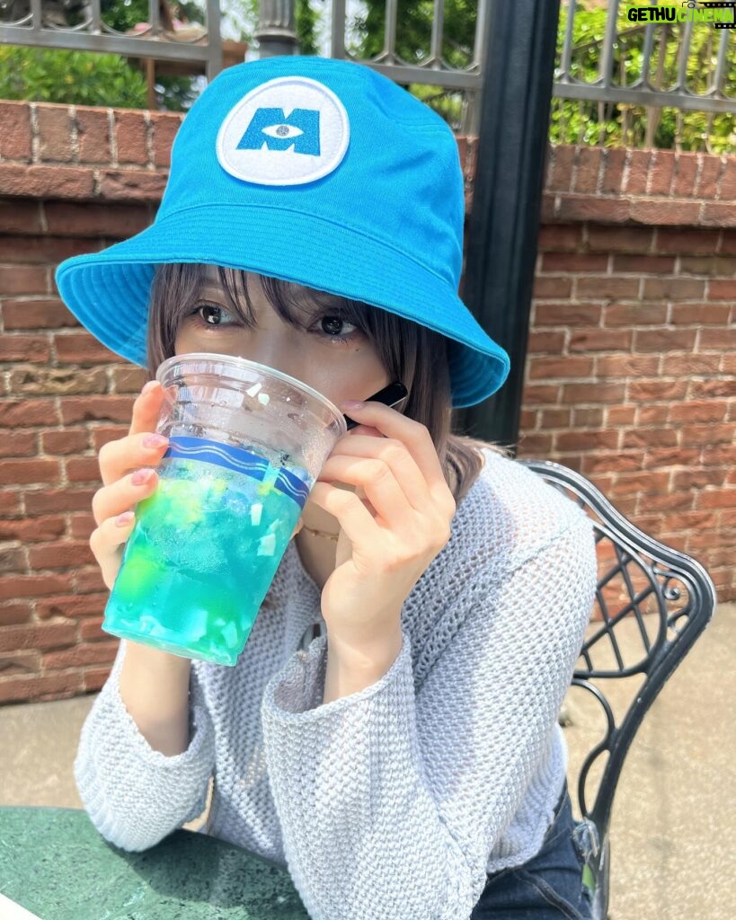 Nashiko Momotsuki Instagram - ディズニー飲酒、美味しい楽しいはっぴーはっぴー #桃月なしこ #なしこたそ #東京ディズニーシー #ディズニーシー #tokyodisneysea #tds