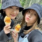 Nashiko Momotsuki Instagram - いこまちゃんと1泊2日の京都デート♡1995年生まれ組〜✌️ 美味しいもの沢山食べて、沢山神社まわってお参りして、御朱印集めもデビュー✌️ #君ゆき 撮影中のひろやにも会った。残りの撮影も頑張ってな✌️ #桃月なしこ #なしこたそ
