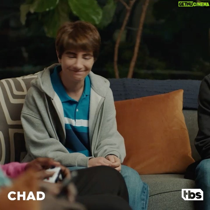 Nasim Pedrad Instagram - Double-check that lock 🔐 All new episode now On Demand & on the TBS App. #WhoIsChad