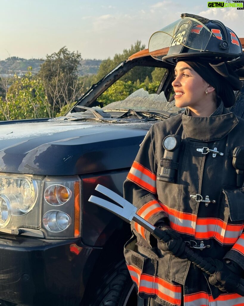 Natacha Karam Instagram - On it Cap 👩🏼‍🚒 🔥 🧯