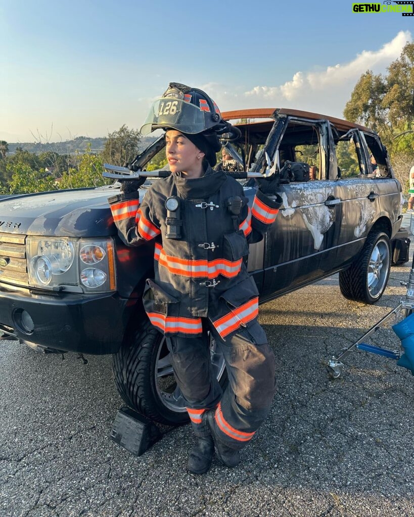 Natacha Karam Instagram - On it Cap 👩🏼‍🚒 🔥 🧯