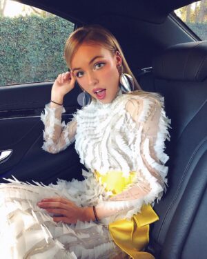 Natali Yura Instagram - On our way to the #GoldenGlobes yay 🤫 Thank you