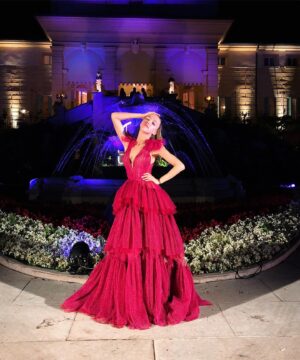 Natali Yura Instagram - Thank you @j_mendel for making me feel like a Shakespeare’s Juliet that nite. A huge honor.🌹 @gillesmendel ❤️🙏