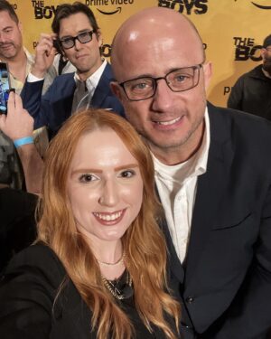 Natalia Kreuser Instagram - Ontem rolou tapete vermelho com o elenco de #TheBoys e assistimos ao último episodio. Que oportunidade incrível, grata demais por tudo!