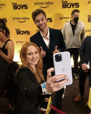 Natalia Kreuser Instagram - Ontem rolou tapete vermelho com o elenco de #TheBoys e assistimos ao último episodio. Que oportunidade incrível, grata demais por tudo!