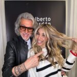 Natalia Instagram - blondie 💇🏼‍♀️✨ para mi nuevo single,lo de cortarme el pelo,no me atrevo jjjjajaj por cierto,no llevo extensiones 😜 Equipo maravilloso de @albertocerdan_ac y mi querida @raquel_mazas_hair que tiene unas manos espectaculares 😍