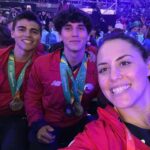 Natalia Ducó Instagram - GRACIAS @santiago2023oficial por tanto! Gracias Chile por vivir la pasión por el deporte! Gracias mamás por el apoyo, la empatía y la comprensión. Somos todas y estamos juntas en la crianza de nuestros niños! Viví estos juegos con muchos roles. Cómo parte del @teamchile_coch pero también como comentarista deportiva de @canal13cl en @deportes13cl ! Mucho aprendizaje, tremendo equipo y mucho apoyo! Feliz de poder aportar un granito de arena al deporte de muchas veredas! Y a mis compañeros, 79 medallas de orgullo 🥇🥈🥉 pero son más de 600 historias de superación y entrega de una vida por es deporte. A todos, felicitaciones! Foto 1 @jaimesalazarfotos 🫰🏼❤️