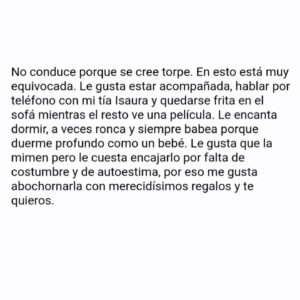 Natalia Ferviú Instagram - Hoy es el cumpleaños de Pimpy, mi madre. Aunque estemos lejos, la siento cerca, más aún desde que yo también soy mamá. 
Se habla mucho del vínculo con el bebé —normal, es un locurón— pero muy poco de cómo la maternidad une a madres e hijas. No sólo porque de pronto necesitamos preguntarles todo y más sobre el embarazo, el parto, el postparto, los cuidados, la crianza... Y pedirles ayuda. También, porque de repente estamos en su pellejo, y simplemente entendemos. 
Entendemos sus decisiones, sus alegrías y sus penas, entendemos que tiraron p'alante como creyeron conveniente o simplemente como pudieron, no siendo madres perfectas, sino madres "suficientemente buenas". Porque nuestras madres también son hijas, y esposas, entre otras muchas cosas. Y a veces, como que se nos olvida.
Hace unos años escribí el texto que he colgado en la galería. Hoy lo recupero para celebrar a mi madre, y recordarle una vez más lo mucho que la quiero ❤️💐.