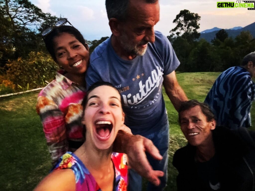 Natalia Tena Instagram - Christmas Family Portrait. Tried to take a good family selfie Christmas drunk, someone watched that absolute fail and caught this. Bella Familia, Bella Cali ❤️🎄🇨🇴