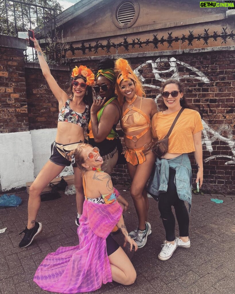 Natalia Tena Instagram - WHAT A CARNIVAL, COME ON LONDON!! There was heads down, bums up dancing, floating steel drums and weapons grade bass, empanadas, every meat grilled, full loud looks, full rum measures at 360 degrees and summer on our mooring. Overwhelmed by an envelopment of loving humans hurling love at my face, introduced my godchildren to my favourite street party (and training them to be my bartenders) dog licking all surfaces and many costume changes. After missing it for 6 years we threw the kitchen sink at it. Cannot wait for next year.🍉🍉🍍🍍🍍🍹🍹☀️☀️