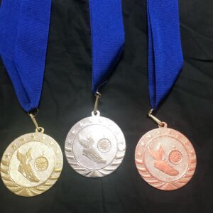 Natalie Desselle-Reid Instagram - Our daughter Summer ran her butt off today! Gold is for the Sprint Medley Relay Silver is for the 100 she PR’d 12.5🤗and the Bronze is for the 4x1 relay. God is funny he had a track star come out of my body! It’s da Jamaican in gyal dem from her fada so proud my baby! Bless up!😘😘😘