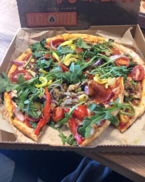 Natalie Desselle-Reid Instagram - Blaze Pizza Grand Opening if you download the app. This pizza is ridiculously soooogood ! They have Keri Crust Cauliflower Crust and Vegan cheese. Free Today I don’t even believe I am in America right now🤗This is the way you advertise put FREE in the budget for the Grand Opening Go Blaze😘
