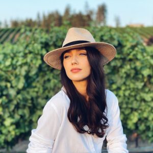 Natalie Dreyfuss Instagram - Idk where I’m going but I’m on my way.