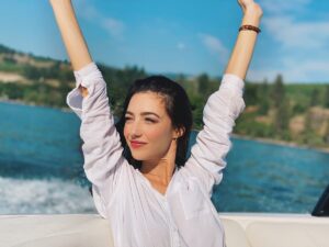 Natalie Dreyfuss Instagram - Whatever floats your boat.