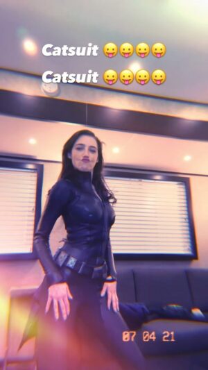 Natalie Dreyfuss Instagram - Suit up baby