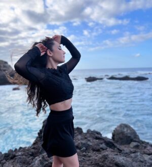 Natálie Grossová Instagram - Wildness of the ocean waves🌊