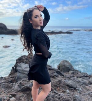 Natálie Grossová Instagram - Wildness of the ocean waves🌊