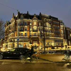 Natalie Krill Instagram - Amsterdam, you’re gorgeous. Sami really liked your Christmas trees 🥰 @danielkannimae