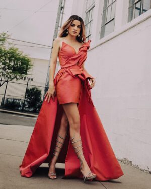 Natalie Morales Instagram - @dylanperlot for @tmrwmag 
Styling by @kimmyerin 
Hmu @catwron