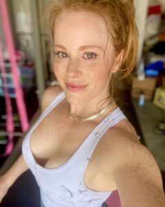 Actress Natalie Renee Long HD Instagram Photos and Wallpapers July 2021