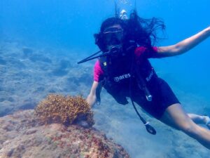 Natalie Burn Instagram - Exploring the unknown… Scuba Diving 🤿 Under the Sea 🦀🌊💙🩵 #corfu #greece #scubadiving Scroll 👈