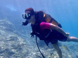 Natalie Burn Instagram - Exploring the unknown… Scuba Diving 🤿 Under the Sea 🦀🌊💙🩵 #corfu #greece #scubadiving Scroll 👈