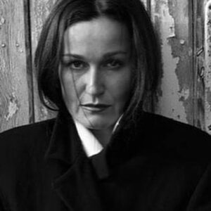 Nataliia Vasko Instagram - Я повертатимуся завжди до цієї незабутньої прогулянки ботанічним садом з неймовірним фотографом, з неймовірною жінкою, героєм мого часу @rusyaaseyeva ❤️🖤