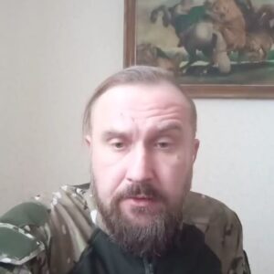 Nataliia Vasko Instagram - Нарешті я можу об’єднати чудові новини! 
Прозвітувати про МОНОКУЛЯР для нашого бійця з позивним «Вітер» і, розіграти СУКНЮ від @olenadats! 👗✨ 
Сподіваюся, що я нікого не пропустила, хто донатив по 500 гр, приймаючи участь у розіграші! 
Листайте фото і відео! 
Переконайтеся у прозорості, мною розіграної лотереї😊)) 
 Участь приймали 👇🏻

Наталія Арутюнян 
Harnyk Hanna 
Олександра Зайцева
Марина Каркач 
Baranjuk Aleksandra
Romanjuk Vera 
Алла Кошелюк 
Branets Natalia 
Вікторія Короленко 
Kuropatkina Tatiana 

Алла Кошелюк, ВІТАЮ ТЕБЕ! ✨👗✨
(Чекаю адресу Нової Пошти😘) 

НИЗЬКИЙ УКЛІН УСІМ, ХТО ДОЛУЧИВСЯ ДО ЗБОРУ! 🇺🇦 

Обіймаю тебе @balan_timkina🫶✨