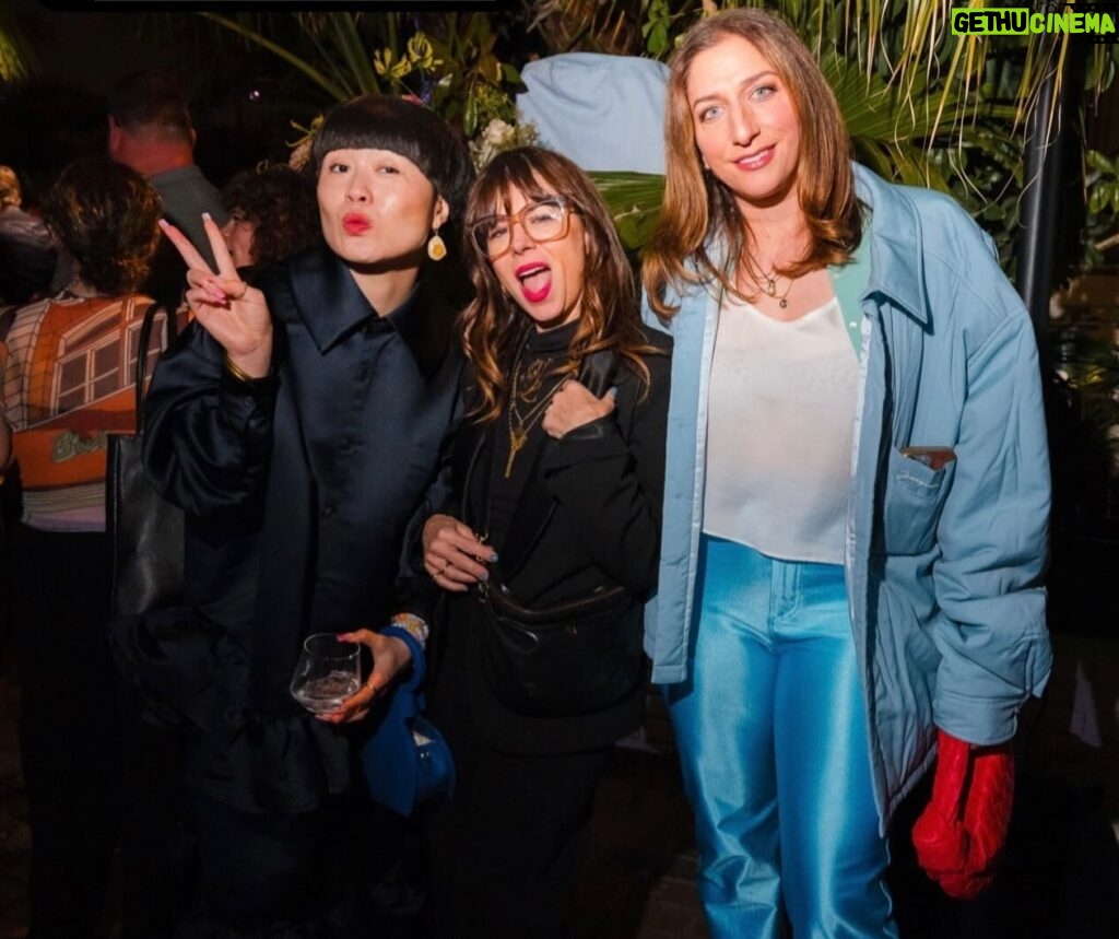 Natasha Leggero Instagram - Thanks for the fun party @hacks! Excited to be on season 3 out May 2 on Max! @chelsanity @atsukocomedy