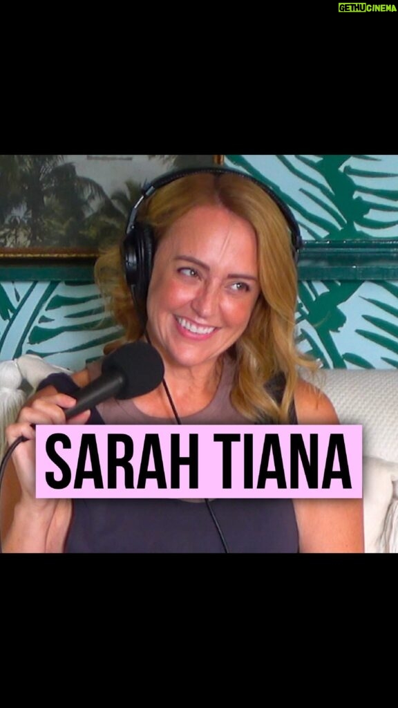 Natasha Leggero Instagram - This week’s @endlesshoneymoonpod with @sarahtiana is live now! Link in bio to watch