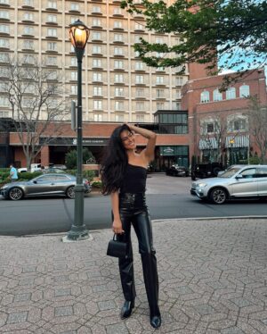 Nathalia Castellon Instagram - @1stphorm fam does it proper 🫶🏻 such an amazing time & opportunity! I got to come visit the HQ and shoot their Summer apparel! There too much greatness to show. I think I’ll make a reel! 🙃 

Last slide is my fave 😂

Thank you @kaereilly & @tylerhaegele for the best experience and getaway! I got to do all the things I love ✨