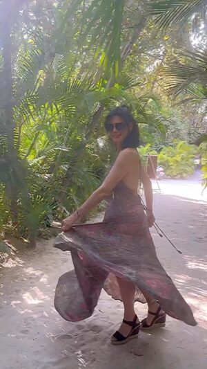 Nathalie Andreani Instagram - Évasion au Mexique 🥰🥰🥰 ce moment où l on oublie tout …….. ♥️ #mexique #tulum #vacances #zen